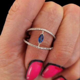 Split Shank Silver Ring